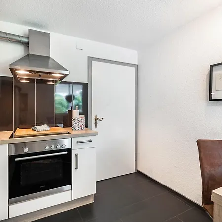 Schanze 17 * שמאלנברג